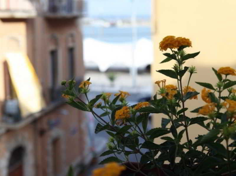 B&B La Terrazza Sul Porto Trapani Extérieur photo