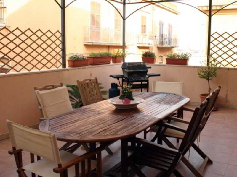 B&B La Terrazza Sul Porto Trapani Extérieur photo